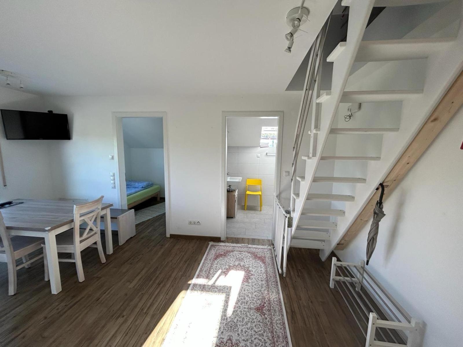 3 Zimmer Neubauwohnung In Der Schwaebischen Toskana 로벤슈타인 외부 사진