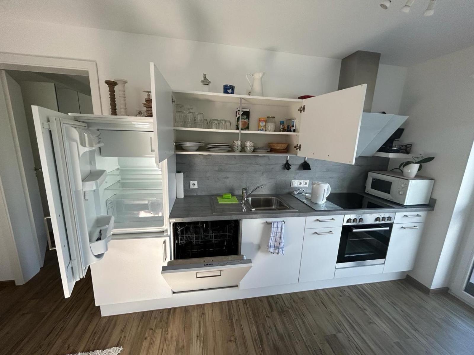 3 Zimmer Neubauwohnung In Der Schwaebischen Toskana 로벤슈타인 외부 사진