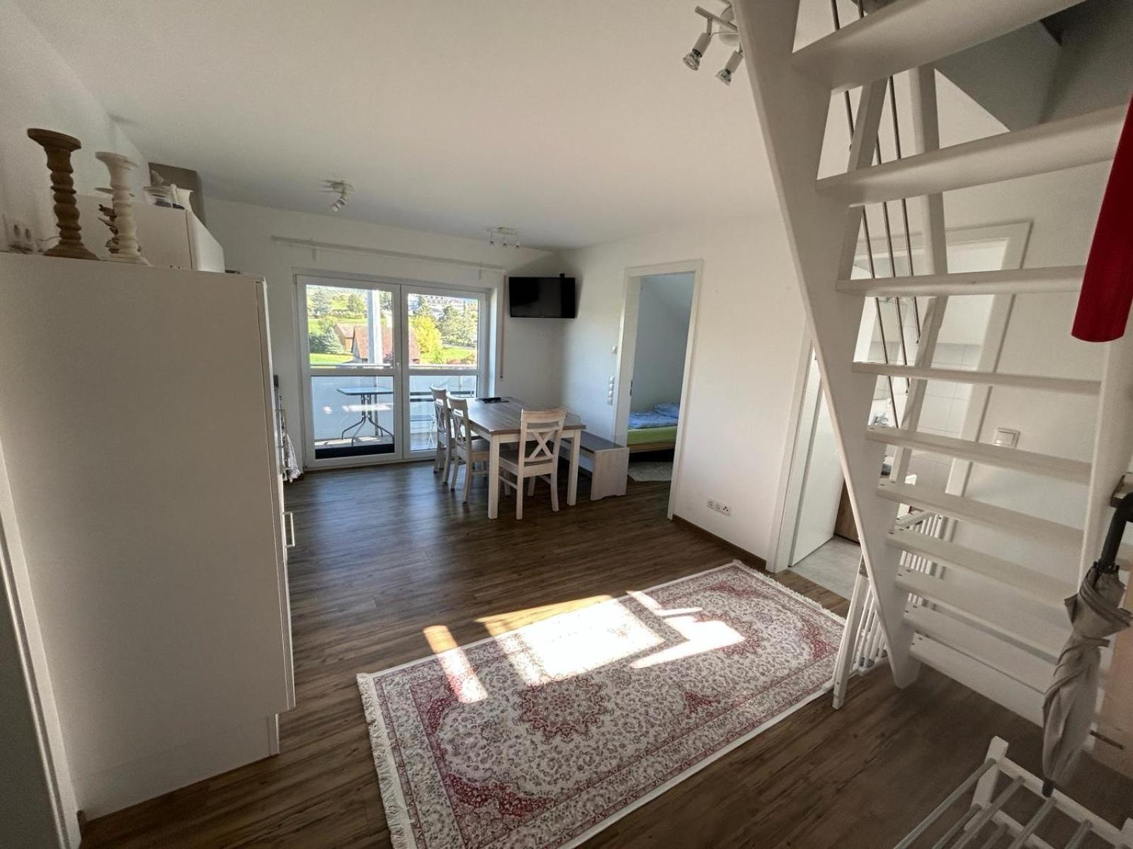 3 Zimmer Neubauwohnung In Der Schwaebischen Toskana 로벤슈타인 외부 사진